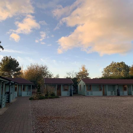 Southernwood - Garden Lodge 14 ディドコット エクステリア 写真